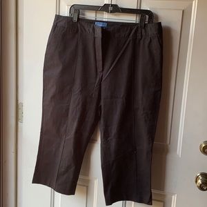 Ladies Capri pants